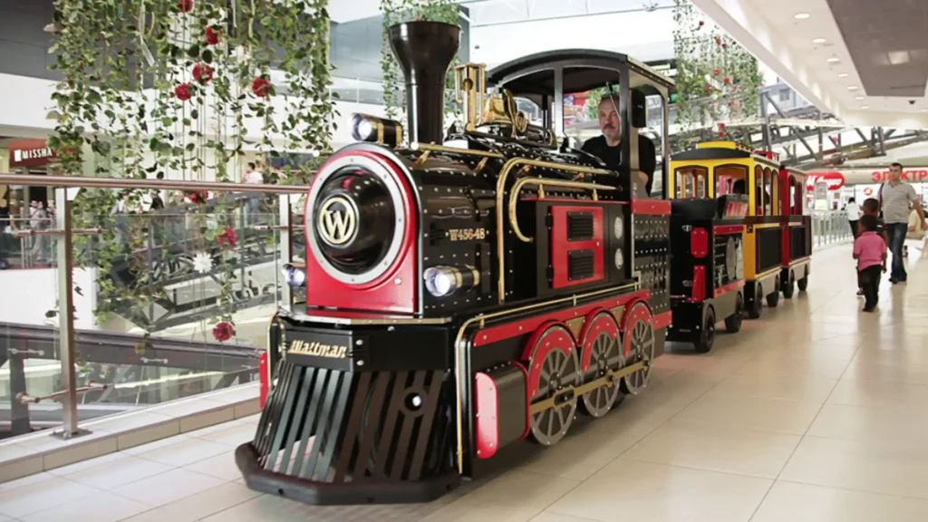 Wattman Mini Express electric trackless train in a U.S. indoor mall